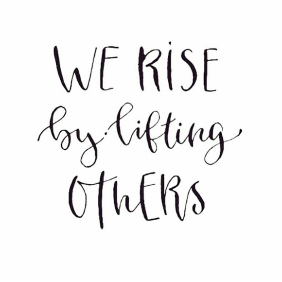 🎁🎄 Like *NEW LISTING* for +5shares!!! 🎄🎁 - Picture 2 of 8